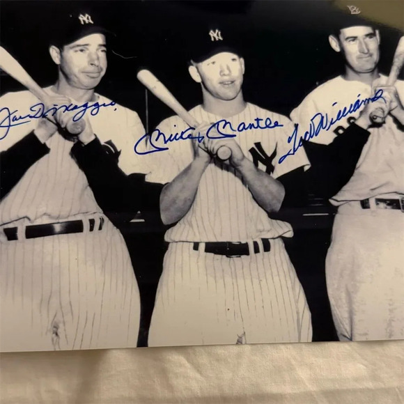 Mickey Mantle, Joe DiMaggio & Ted Williams Signed Photo Yankees/Red Sox - Picture 1 of 4